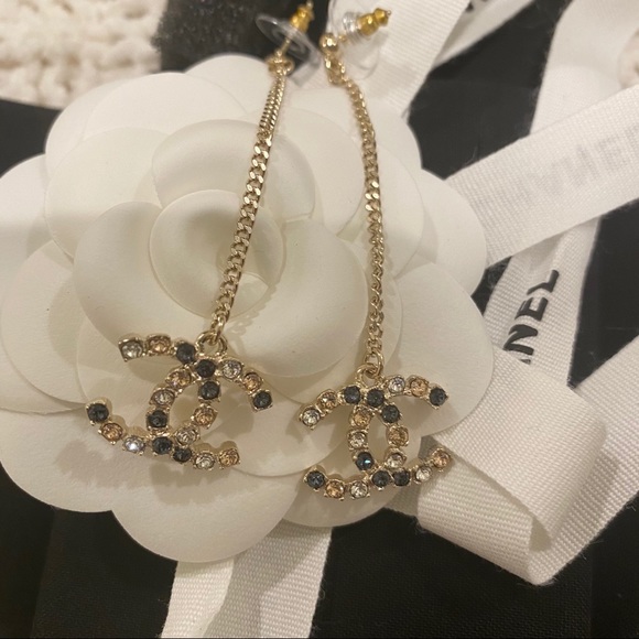 ❌SOLD❌ Chanel colorful cc dangle rare - Picture 2 of 5